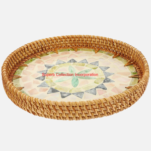 Plateau de service en rotin rond tissé à la main avec incrustation de nacre naturelle Plateau décoratif élégant pour la décoration intérieure et les ustensiles de cuisine - Product Image 2