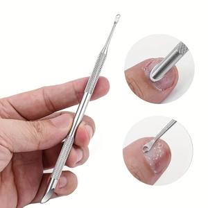 Removedor de cutículas y empujador de piel muerta multifuncional de acero inoxidable, herramienta portátil para el cuidado de las uñas, para manicura y pedicura - Product Image 1