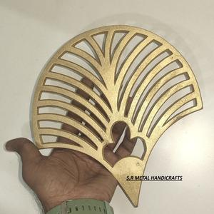 ที่รองหม้อและกระทะอะลูมิเนียมหล่อขึ้นรูปด้วยมือ ลายใบไม้ ชุบทอง ทนความร้อน มีจำหน่ายในราคาขายส่ง - Product Image 4