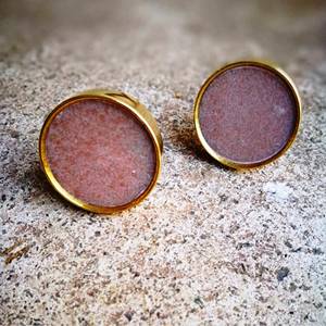 Boutons en marbre de forme ronde de couleur blanche et dorée avec taille de forme de couleur personnalisée fabriqués en Inde - Product Image 6