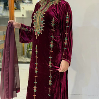 Robe Kaftan Abaya en Velours pour Femme Awaais House, Longue, Unie, Ethnique, Perlée à la Main, Col Montant, Manches Longues, Grande Taille, Légère