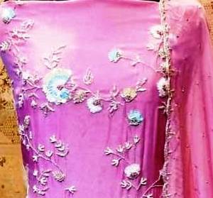 Costumes de designer moderne indien pakistanais de qualité supérieure brodés à la main pour les femmes beau style traditionnel avant-gardiste - Product Image 2