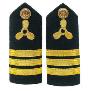 Épaulettes et Badges Cérémoniels Artisanaux de Qualité Supérieure avec Franges en Fil d'Or pour Uniformes – Vente en Gros - Product Image 1