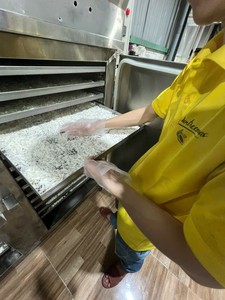 Source High Fat Desiccated <b>Coconut</b> <b>Flakes</b> Ideal for Bakeries and Food Brands and Large-Scale Production Needs - Product Image 6