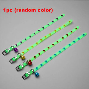 Collier pour chat luxueux, petit, lumineux, LED réfléchissant, personnalisable, avec une petite cloche, en TPU silicone, styles modernes - Product Image 2