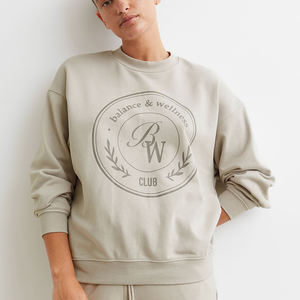 Top corto de entrenamiento de diseño liso personalizado, sudadera pulóver, cultivo de mujer de peso normal - Product Image 1