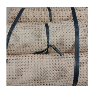 วัสดุม้วนหวายตาข่ายเปิดธรรมชาติม้วนอ้อยสําหรับทําเฟอร์นิเจอร์หวายหกเหลี่ยม caro ถักปิด - Product Image 1