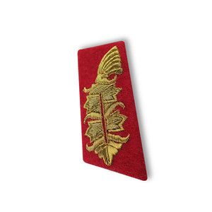 Gorget de grade personnalisé de haute qualité fabriqué professionnellement, en matériau durable, pour officiers, avec un nouveau design - Product Image 4