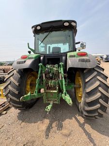 Tractor de Ruedas MAVERICK 6170R 2013 Verde 4x4 170HP con Transmisión por Engranajes para Uso Agrícola de Alta Productividad - Product Image 4