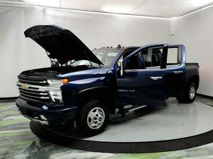 รถบรรทุกอีลิท ยูส 2021 ซิลเวอร์-าโด 3500HD ไฮ คันทรี ครูว์ แค็บ ขับเคลื่อน 4 ล้อ - Product Image 4