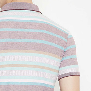 Mode personnalisée T-shirt polo en tissu confortable fabriqué au Pakistan T-shirt polo à sublimation au design unique pour hommes de couleur unie - Product Image 4