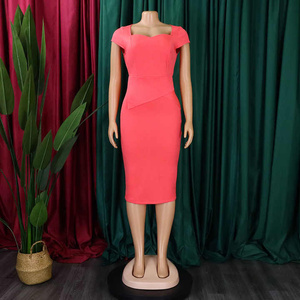 Vestido de tubo profesional a medida en poliéster Spandex para un aspecto elegante de oficina y un ajuste elástico elegante y cómodo - Product Image 4