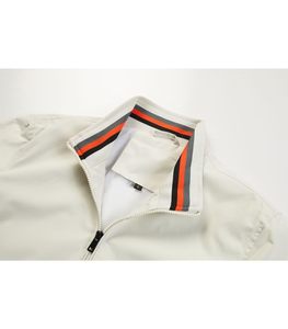 Veste d'extérieur aux couleurs personnalisées avec des couleurs contrastées Veste à coque dure coupe-vent et imperméable pour l'alpinisme - Product Image 4