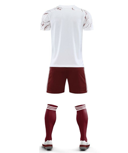 ชุดฟุตบอลสไตล์เรโทรแบบปรับแต่งได้สำหรับผู้ใหญ่และเยาวชน เสื้อซ้อมแบบซับลิเมชั่นสำหรับนักเตะ ชุดฟุตบอลเยาวชน - Product Image 2