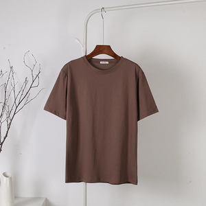 Camiseta informal de manga corta de algodón para mujer OEM ODM para cuello polo dobladillo curvo estampado digital ajuste holgado estampado de verano - Product Image 5