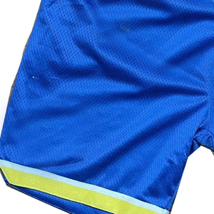 Shorts de basket-ball en maille bleue pour hommes avec bordure jaune, taille à cordon de serrage, respirant, coupe régulière, vêtements de sport d'été - Product Image 4