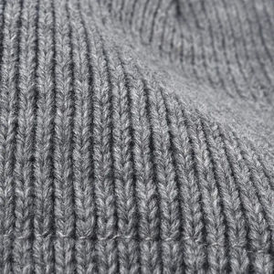 หมวกไหมพรมผู้ชายแบบกลับด้านได้ คุณภาพสูง ลายสก็อต ผ้ากันน้ำ ปี 2025  ออกแบบสำหรับชายหาด  โลโก้ปรับแต่งได้ รับผลิตแบบ OEM - Product Image 3