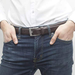 Cinturón personalizado Hebilla de PIN para hombre Cinturón negro y billetera Conjunto de regalo de cuero Cinturón de cuero de vaca para la venta - Product Image 5