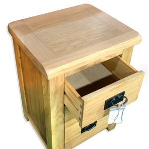 Table de chevet en bois simple à 3 tiroirs en caoutchouc brun clair/bois de pin Meubles de chambre à coucher traditionnels et durables Tables de chevet fabriquées au Vietnam - Product Image 5