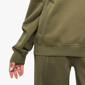 เสื้อฮู้ดผู้หญิงเนื้อผ้านุ่มพิเศษ ให้ความอบอุ่นสมดุลและระบายอากาศได้ดี ผลิตจากวัสดุที่นุ่มสบาย เหมาะสำหรับผู้ซื้อจำนวนมาก ราคาถูก ดีไซน์ 2026 - Product Image 3