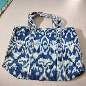 Sac fourre-tout matelassé en coton imprimé de luxe fait main 2025, grande capacité, durable, prix de gros - Product Image 3