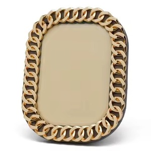 Marco de Fotos de Diseño Lujoso de Metal, Hecho a Mano, para Exhibición de Mesa, Diseño de Cadena, Color Dorado, Marco de Fotos, Accesorios para Álbumes - Product Image 1