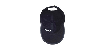 Gorras de Golf Personalizadas de 5 Paneles con Cierre a Presión, Logotipo de PVC en 3D, Bordado Lateral y Parche de PVC, Ventilación Perforada con Láser - Product Image 4