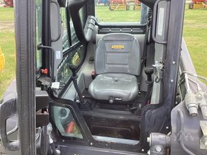 Cargadora Compacta New Holland L320 2025, 67HP, Super Boom, Elevación Vertical, en Venta - Product Image 6