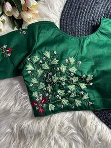 Blusa a juego de Saree de seda étnica cosida a mano con mangas bordadas hechas a mano de estilo boutique para fiesta nupcial - Product Image 2