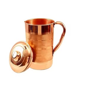 Jarra de cobre tradicional con asa para uso Ayurvédico y doméstico - Product Image 1