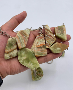 Llavero de Ónix Hecho a Mano, Llavero de Calcita de Ónix Pulido, Accesorio de Piedra de Pakistán, Llavero de Piedra de Mármol - Product Image 2