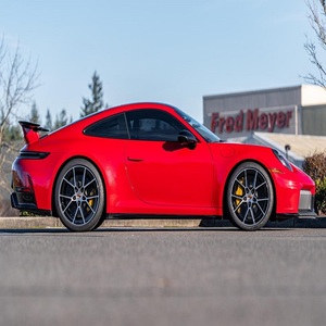 El Porsche 911 Carrera 4 GTS Coupé Más Genial del 2025 - Product Image 3
