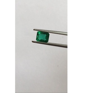 Accesorio de joyería de Esmeralda natural de grado AAA Piedra preciosa verde cortada en forma de Esmeralda Certificada por IGI - Product Image 3