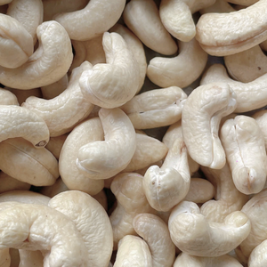 Hot Sale Cashew Nuts WW180, WW240, WW320, LP Organic Cashew Nuts Raw Cashew Nuts Reasonable Price - Product Image 1