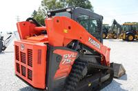 Chargeuse compacte sur chenilles Kubota SSV75 d'occasion disponible pour les acheteurs à la recherche de matériel de construction d'occasion
