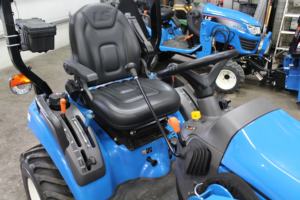 Tractor compacto LS MT125 de uso pesado con cargador frontal y retroexcavadora en venta - Product Image 5