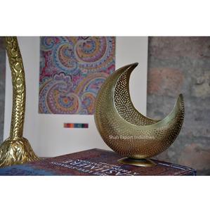 Bougeoir en métal fini or Eid Mubarak Ramadan Kareem forme de lune pour la décoration de table à la maison pot à bougie ou lanternes - Product Image 3