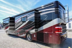 Autocaravana Tiffin A-L-L-E-G-R-O BUS 40AP 605HP del año 2017 lista para la venta - Product Image 6