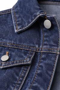 บริการ OEM โลโก้สั่งทำ เสื้อแจ็คเก็ตยีนส์คลาสสิกสำหรับผู้ชาย แบบติดกระดุมด้านหน้า สไตล์ Trucker ผ้าฝ้าย แจ็คเก็ตยีนส์ OEM ODM เสื้อผ้าลำลองแนวสตรีท - Product Image 5