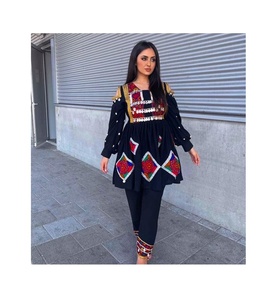 Robes Kuchi afghanes Robe kuchi vintage ethnique tribale, robes de fête Kuchi afghanes/pakistanaises à couleurs vives - Product Image 5