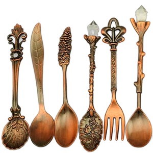 Ensemble de couverts modernes en acier inoxydable, ensembles de couverts au design gaufré plaqué cuivre pour fête, événement, mariage - Product Image 1