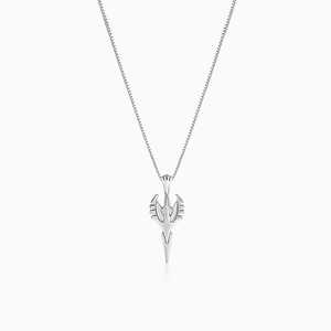 Collar con colgante de borde fantasma de plata oxidada con cadena de caja Accesorio de moda para él - Product Image 1