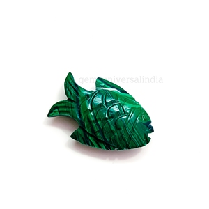 Pierre précieuse sculptée de poisson malachite, pierre précieuse en forme de poisson malachite, breloque de poisson sculptée à la main, pendentif de poisson sculpté, malachite 25x15mm - Product Image 1