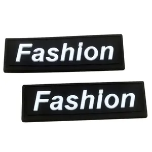 Stock Moda Rubber Labels Logo Para Vestuário 3D Pvc Tags Com Moda Texto Para Roupas Moda Rubber Patch Para Chapéus Tag