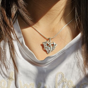 จี้เงินแท้ 925 ลายเซลติก รูปพระจันทร์  แบบอ็อกซิไดซ์  สไตล์ศาสนา  เครื่องรางเด็ก  คุณภาพเยี่ยม สำหรับทุกโอกาส - Product Image 4