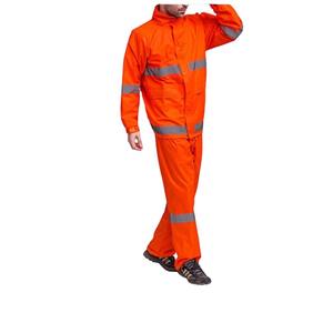 ชุดกันฝนสะท้อนแสงคุณภาพสูงสำหรับผู้ชาย ขายส่ง ชุดกันฝน PU พร้อมกระเป๋า  รับสกรีนโลโก้ตามแบบ - Product Image 4