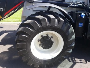 Retroexcavadora/Cargadora Frontal Usada |   Retroexcavadora Usada Hidromek HMK 102B Supra en Buen Estado y a Precio Económico - Product Image 4