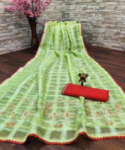 Lehenga en mousseline de soie en satin le plus choisi: ensemble gracieux pour des événements spéciaux artisanat exquis pour le style - Product Image 5