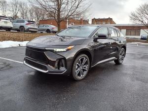 USADO 2024 para BZ4X Limited con Cámara Trasera, Asientos de Cuero, Neumáticos R16, Volante a la Izquierda - Product Image 3