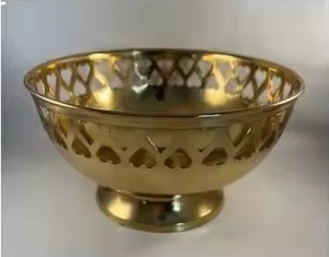 Bol à fruits et noix en métal argenté Bol à fruits en aluminium nickelé Bol à chocolat en métal fait main au design vintage pour restaurant - Product Image 5